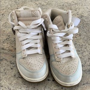 Nike SB dunk rare from Kith size 6.5